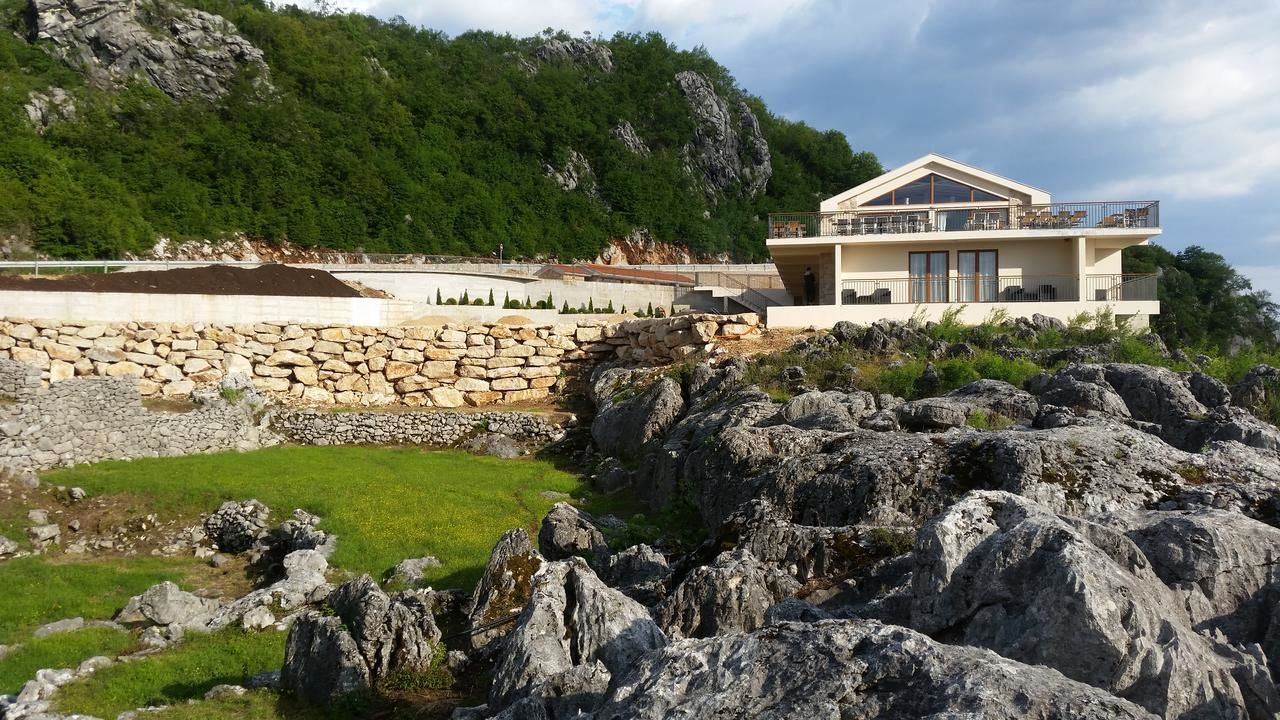 Отель Hotel Sokoline Даниловград-14
