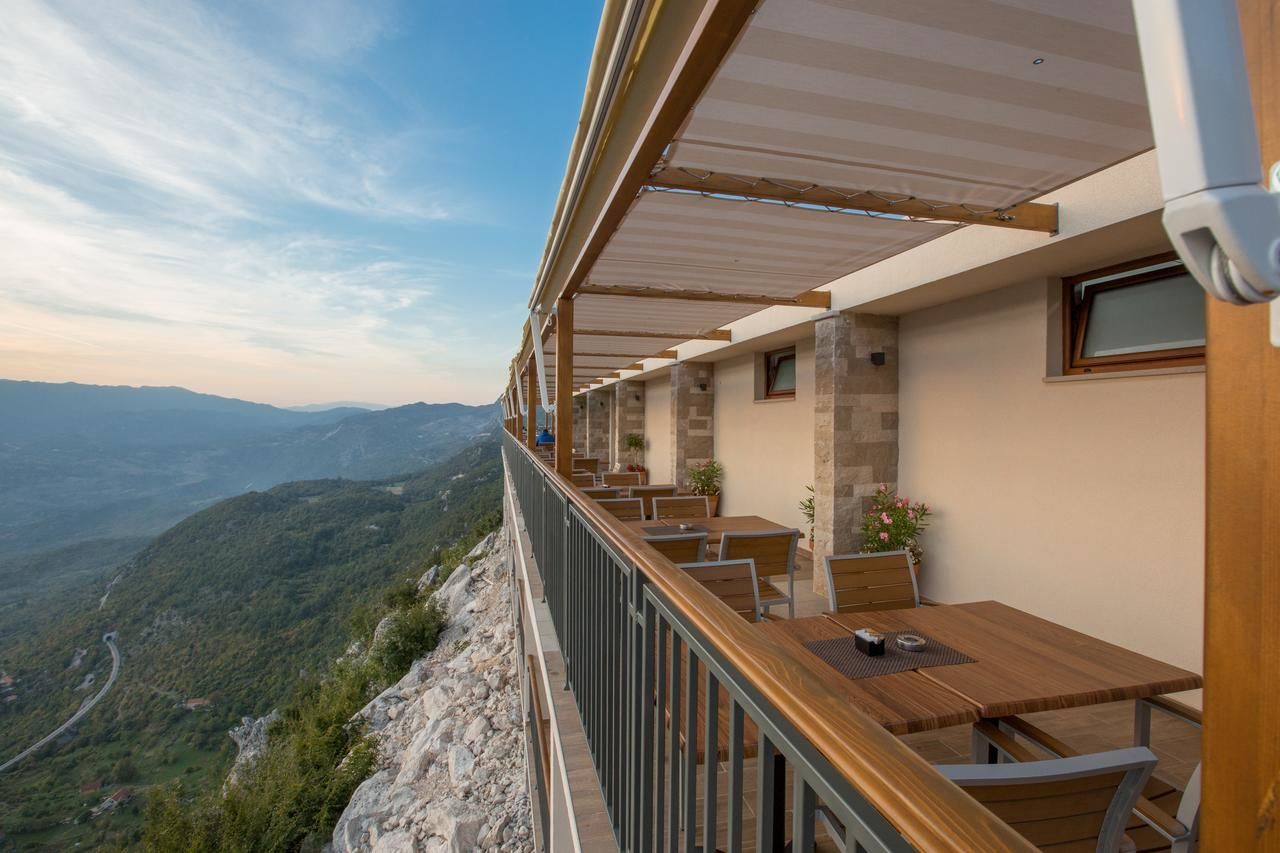 Отель Hotel Sokoline Даниловград-40